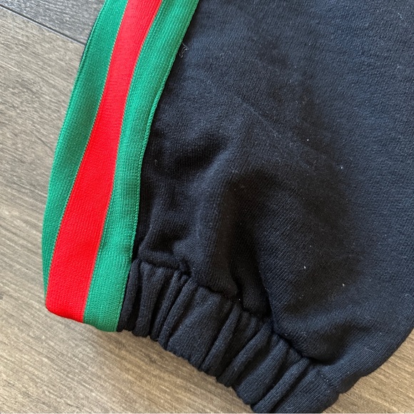 The North Face x Gucci sweatpants - Picture 2 of 8
